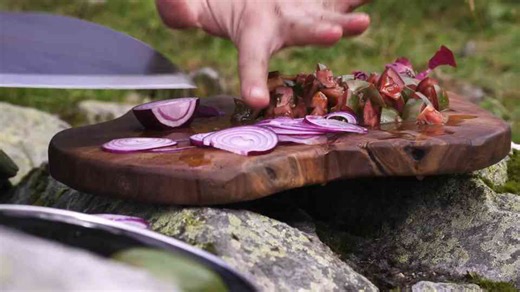 ASMR outdoor steak... crispy outside, juicy inside