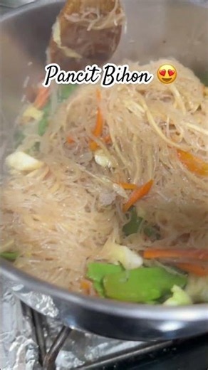 This is how I cook Pancit Bihon! 😍 i want more veges