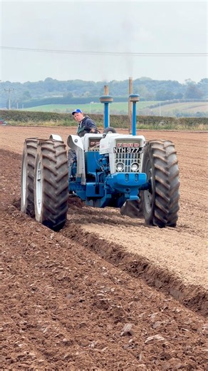 A Doe dual drive tractor ploughing at the Southwell ploughing match | Pro Horizon Farming Content