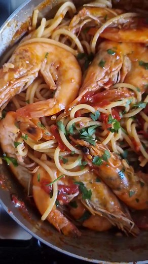 Heerlijke Garnalen Pasta met Tomatensaus
