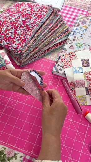 Sewing my way through the Alice’s Wonderland Sampler Quilt book | Alice Caroline