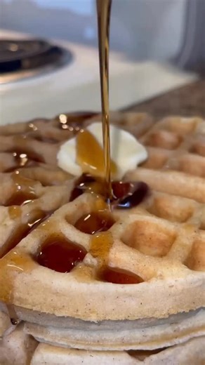 Chase Hill on Instagram: "THE BEST WAFFLES YOULL EVER HAVE! Ingredients: Eggs (2) Sugar (3TBSP) Vegetable Oil (1/2 Cup) Sweetened Almond Milk (1 3/4 Cup) Vanilla Extract (2Tsp) Self Rising Flour (2 CUPS) Baking Powder (4TBSP) Apple Pie Spice (1Tsp) *Optional* Maple Syrup (1/4 Cup) *Optional* Salt (1Tsp) Steps: Mix eggs, sugar vanilla extract in a separate bowl and whisk for 3 minutes or until fluffy *This will help the waffles in the cooking process* Add your flour, baking powder, and salt in a