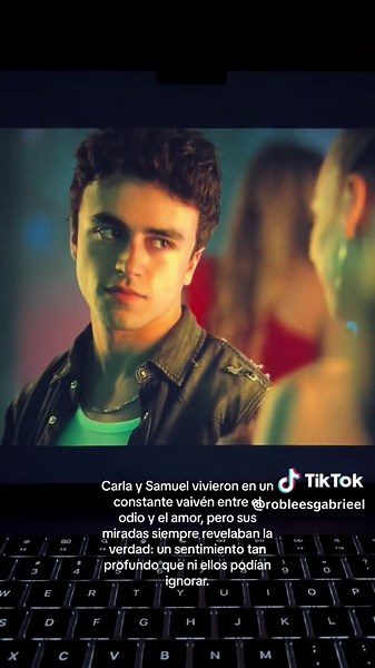 Carla y Samuel: Amor y celos en Elite 8