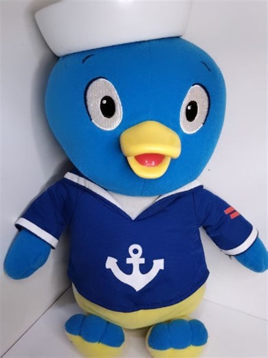 @bazareclectico coleccionables on Instagram: "Backyardigans "Pablo" original, canta (ver video) en español, mide 35 cm aprox $10.000 #backyardigans #pablo #canta #original"