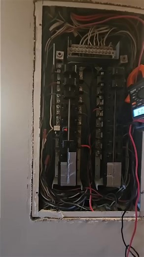 Rare pushmatic breaker blows up on ac circuit. Simon Electric | Vistone