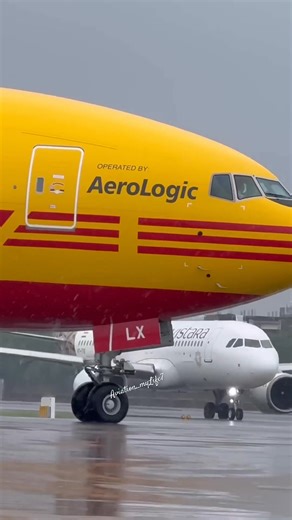 DHL Boeing 777: Connecting the World DHL's Boeing 777 in action! Global delivery, simplified. #AviationLife | SkySynth Aviations