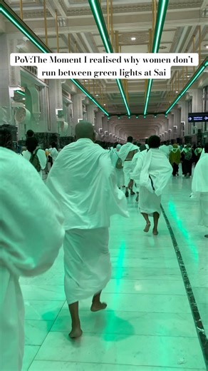 During Sai women don’t run between green lights#safamarwah #makkah #umrah