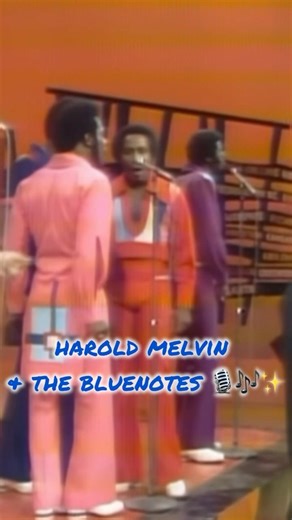 The original “I Miss You” love record! 🎙️🎶🫶🏽✨ #haroldmelvin #thebluenotes #vocals #imissyou #rnb