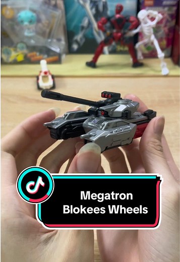 Review of Megatron Blokees Wheels Model Kit