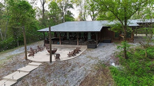 Big Buck Hunting Land & Lodge In Claiborne County | Whitetail Properties