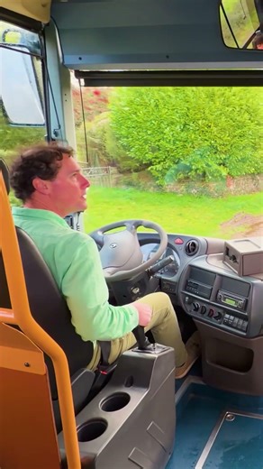 This Recreo II Manual Transmission is Back