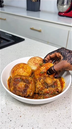 Hafsat Ahmad Rufai | Har yanzu dai banyi tarandin ba,ku dubi girman Allah kada ku gaji dani ku danna maki like If making soft and fluffy masa has been your... | Instagram