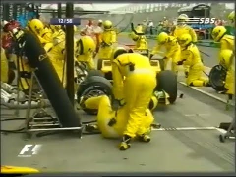 2004 F1 Australian GP - Nick Heidfeld (Jordan) ran into his mechanics