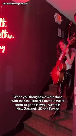 one tree hill word tour with tyler and katie!! get you're tickets on tyler Instagram #onetreehill #chriskeller #miacatalano #dramaqueenspodcast #dramaqueensoth