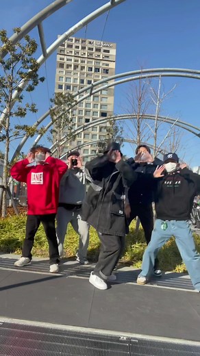 いよいよこのあと18:30〜 D.LEAGUE ROUND.8🔥 aRBは大トリ！20:10頃の出演です🏆D.LEAGUEアプリから視聴・投票よろしくお願いします💙@kooda_praams @jumpeinaki_jp@kanvlng @shungo.dnc @kohsukehattori #avexROYALBRATS #DLEAGUE #Dリーグ #Dリーガー #DANCE #ダンス #おすすめ