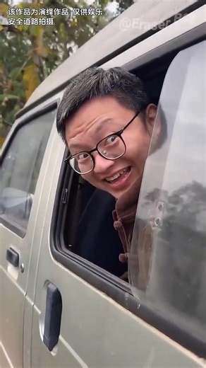 "Building Wooden Log Cabin in Forest 👽🌲Survival House Step by Step"