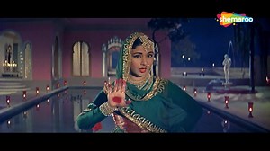 468K views · 649 shares | This song was sung by the most iconic singer in the Bollywood Industry. Can you guess who she is! To find more songs of her on ShemarooMe click on the link below: https://shemaroome.app.link/7a39EZwj3W | Filmi Gaane | Facebook