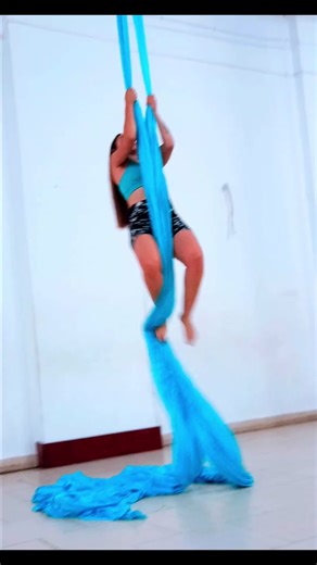 Superman Aerial Silk Acrobatics | Amazing Aerialist Performer