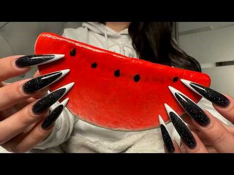 ASMR - One minute ! Tapping & Scratching Items !