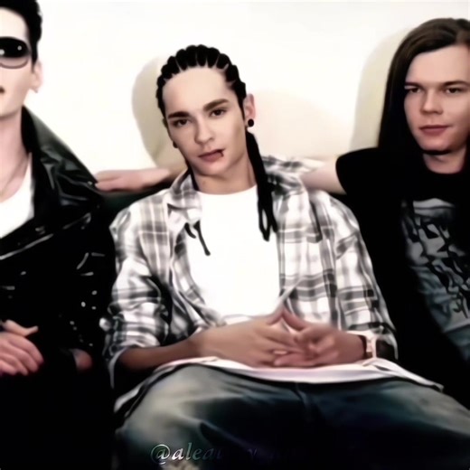 Bom dia com esse gstz 🫠 #tomkaulitz