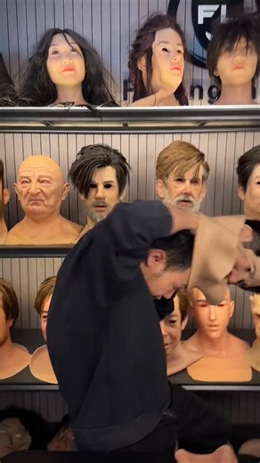 Perform the art of changing faces#siliconemask #masks #Realisticmask #feilangmask #cosplay | MaskLab NYC