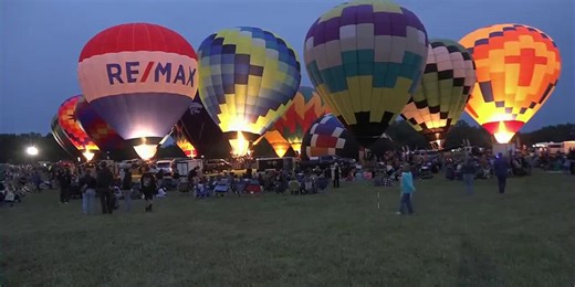 50th annual Huff ‘N Puff Hot Air Balloon Rally lights up the sky