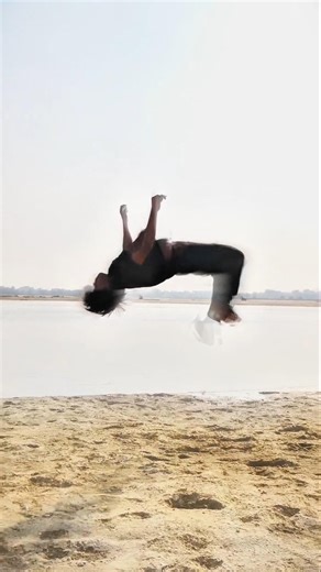 heyyy......🫶✨️ #backflip #shortvideo