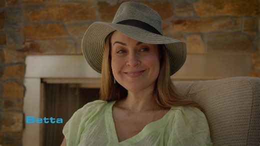 Watch Betta Solar-Powered Smart Robotic Pool Skimmer on Amazon Live