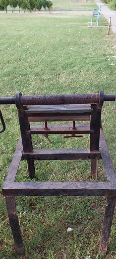 How to Use a Makeshift Outdoor Metal Stove