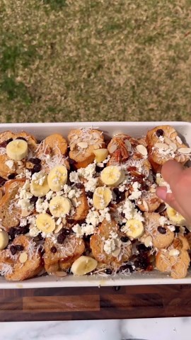 Belinda Gonzalez | Mexican Food on Instagram: "Capirotada Tres Leches. So good! 🥰 How do you and your family make it? You can find this dish made many different ways. And it’s all so good! Capiratada is more than just a dessert, (bread pudding) there’s meaning behind it. It is a traditional Mexican dish served during the Lent season, particularly on Fridays leading up to Easter. This dish holds a religious symbol, with each ingredient carrying symbolic meaning. The bread used symbolizes the Bod