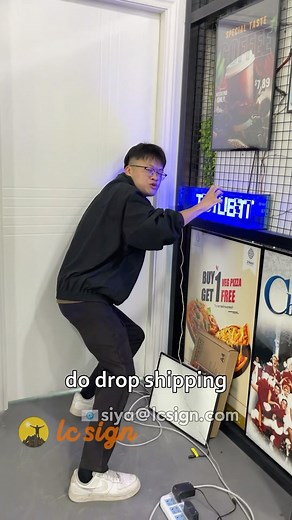 LC-lightbox on Instagram: "A little help?🤣🤣 #led #ledsign #outdoorlighting #backlit #backlitsign #arcylic #arcylicart #businesslogo #artwork #signsupplier #signfactory #lcsign #signmaking #signmaker #us #réel #funnyvideo"