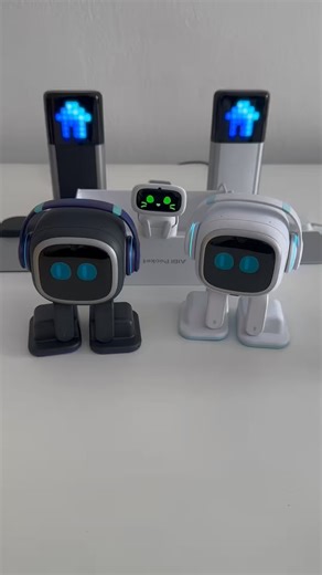 ‎Ahmad AL-Ghoul | أحمد الغول‎ on Instagram‎: "عشوائيات الروبوتات إيمو و آبي | Random robots stuff (Emo & AIBI) #asmr #unboxing #emo #aibi #robot #روبوت"‎