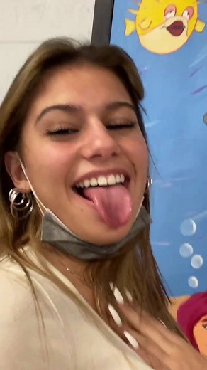 carlie (@notcarlieemarieee)’s videos with Asthma Pump - taymoneyduh