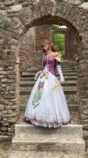 𝙉𝙖𝙩𝙨𝙪 • ナツ on Instagram: "A bit late but I didn’t want to miss on my 2025 cosplay recap ✨🐉 This past year was, well, intense, I had to focus on other aspects of my life aside from cosplay so I feel like I had to slow down a bit with it (and 2026 is probably gonna be the same, if not even worse), but this does not mean that this year didn’t come with achievements, from getting accepted into an important photographic event for the first time to finally making my lifetime dream come true: goi