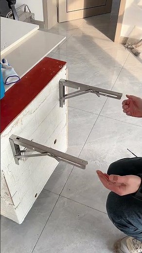 DIY Folding Table Using Folding Shelf Brackets