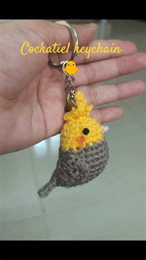 cute cockatiel keychain 🐥#crochetkeychain #crochetbird #cockateil #customorder #handmadelove