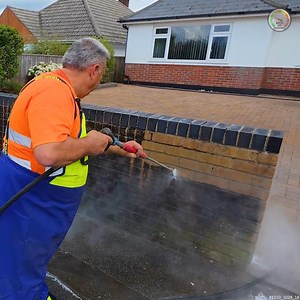 Magical Brick Wall Pressure Washing Transformation #pressurewasher #cleaning #brickcleaning #pressurewashing | Mr. Jet Washing