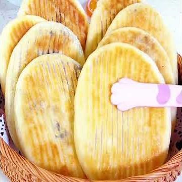 Comment faire des galettes de haricots rouges croustillants et mous.How to make crispy.如何做又酥又软的豆沙饼。