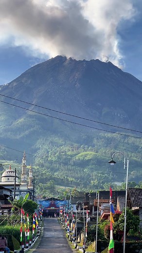 Dukuh Stabelan Boyolali: Pemandangan Gunung Merapi 3 km dari Puncak