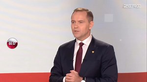 203K views · 1.9K reactions | Krzysztof Jakub Stanowski pyta Karola Nawrockiego o postulat dot. obniżenia cen prądu. ⤵️ | OficjalneZero | Facebook