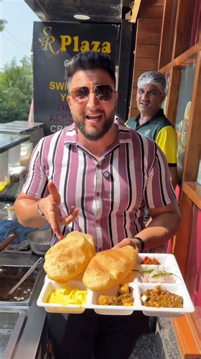 kathination Jammu on Instagram: "Chole Bhature @kathination_jammu Call ☎️ 7006797900 . . .SPECIAL ARRANGEMENT FOR BIRTHDAY, KITTIES, POOL PARTIES, WEDDING EVENTS (ROKA, ENGAGEMENTS), RETIREMENT PARTIES ETC. WE HAVE SWIMMING POOL SIDE AREA FOR PARTIES... CATERING, DECORATION & ALL OTHER ARRANGEMENT UNDER ONE ROOF WE HAVE CAPACITY OF 200 MEMBERS . Address:- S.R PLAZA 187, BEHIND GOVT. GIRLS HR. SEC. SCHOOL, NEAR SANJAY PEN & STY. STORE, REHARI COLONY, JAMMU. #biryani #dinner #cheese #food #foodblo