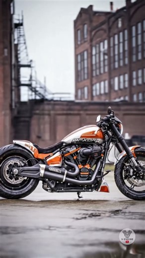 🇺🇸THIS Custom Harley FXDR is a BEAST! 🍊💨 #Shorts