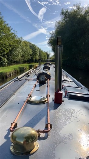46K views · 782 reactions | The Sun  Is Shining The Engine Is Sweet Yeah  The Rest Is Yours …… #highlight | Cwboatmover narrowboat delivery service | Facebook