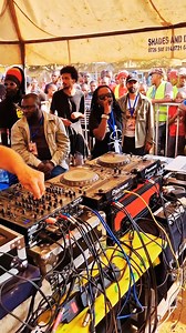 King Shiloh Sound System x KARE live in Kibera, Nairobi 🇰🇪🔥 This is what it’s all about — sound system culture straight to the people, heart to heart, bass to ground. ❤💚🖤🔊 Powered by the mighty Umojah Sound System. A journey of connection, made possible by Roots & Culture Travel 🌍, showing how reggae music bridges continents and communities. ✈️🌿 👉🏽 Turn up the volume. Feel the heartbeat. #KingShilohSoundsystem #KARE #UmojahSoundsystem #Kibera #NairobiReggae #RootsAndCultureTravel #DubA