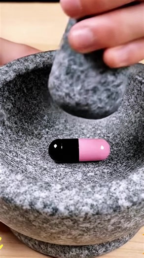 Olas just wandeing off at Disneyland Paris at the New World of Frozen coming next March! Beyond cute#disneyland #WorldOfFrozen#frozen #disneyadventureworld#disneylandparis