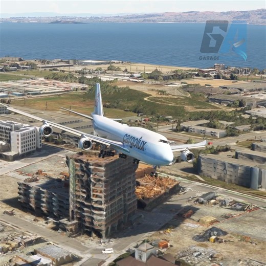 Extreme Moment Before Landing! Cargolux Boeing 747 Faces Intense Approach at Oakland Airport 🇺🇸 #fblifestyle #aviation #viral #amazing #boeing747 | Garage Aviation