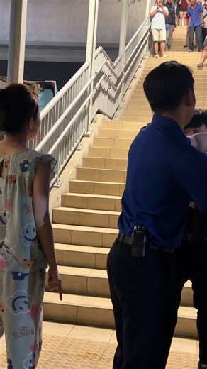 Cảnh giác với cướp giật tại tàu điện metro Suối Tiên