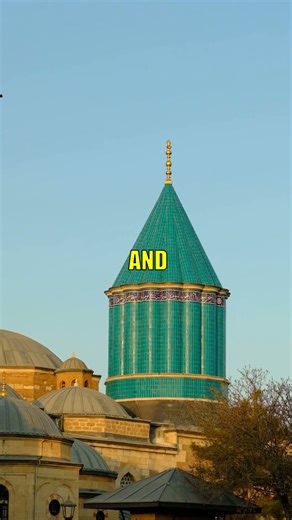 Honey Found in Tombs! 🤯 (The Science of Immortal Food)