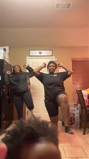 we ateee🫢🫱🏽🫱🏽 @Shomari Hunter #happynewyear #2026