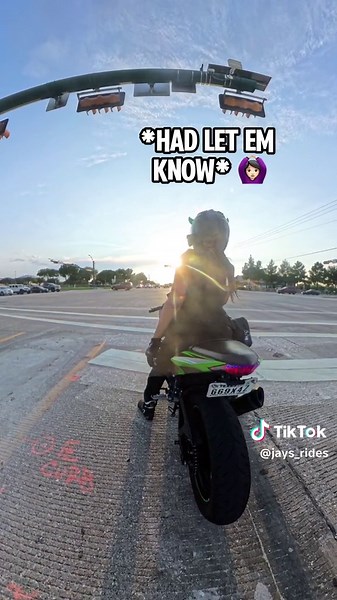 Enjoy the Thrill of Riding: Kawasaki Ninja 300 Motorcycle Adventures